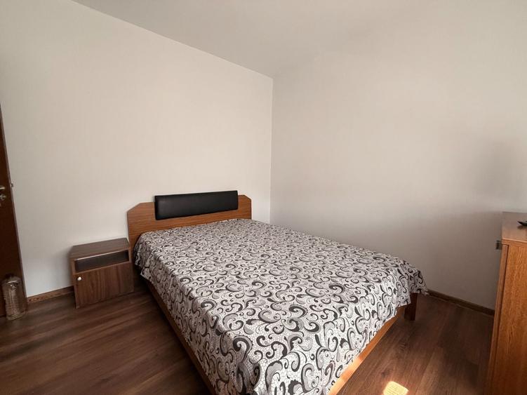 Apartament cu 3 camere în Crângași