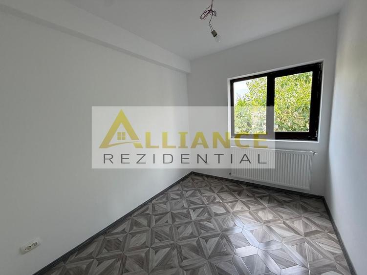 Casă individuală cu 6 camere cu Canalizare în Berceni