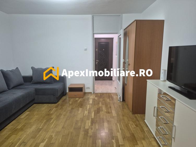 Garsonieră decomandată, mobilată în Vitan