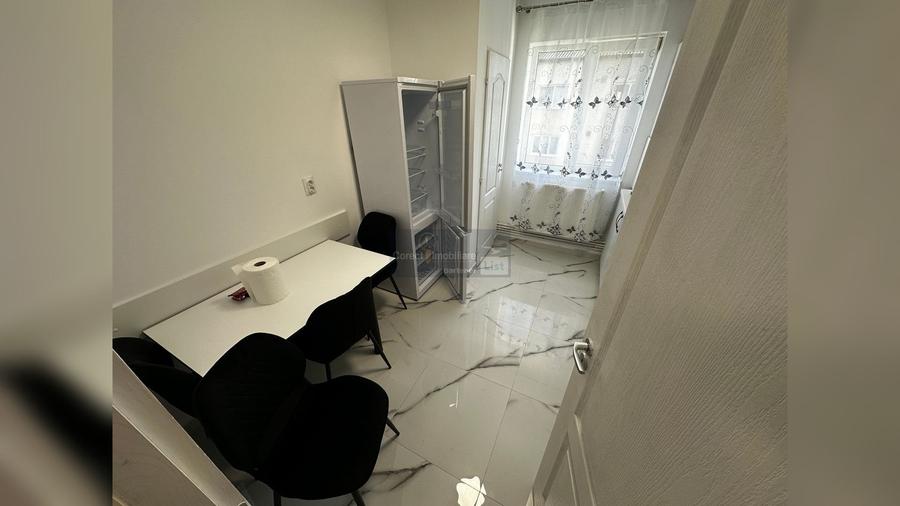Apartament 2 camere decomandat | Zona Lama | 56 mp | 350 €/lună | - 5