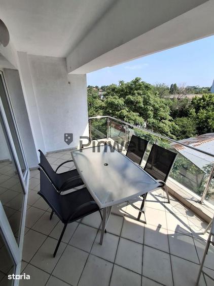 Apartament cu 3 camere decomandat, mobilat în Pajura