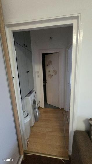 Apartament cu 2 camere semidecomandat în Micro 15