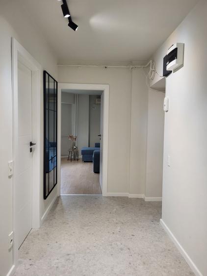 Apartament cu 2 camere decomandat în 13 Septembrie