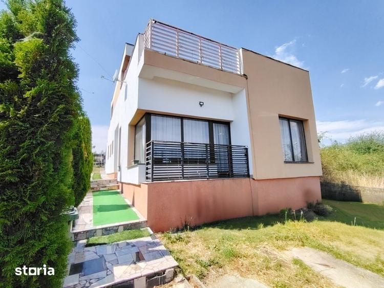 Casă cu 5 camere cu Teren 494 Mp în Ciurila