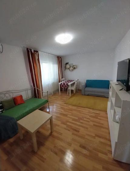 Apartament cu 2 camere decomandat în Aradului