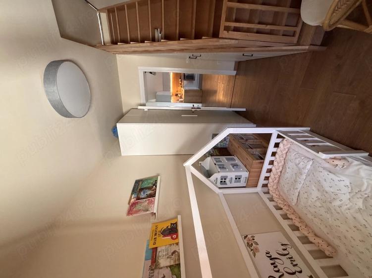 Apartament cu 3 camere decomandat în Dumbrăvița