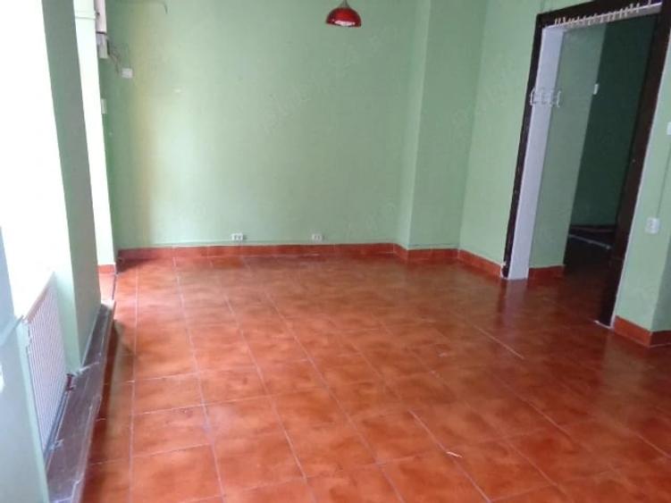 Spațiu comercial, de 44 mp, în Central