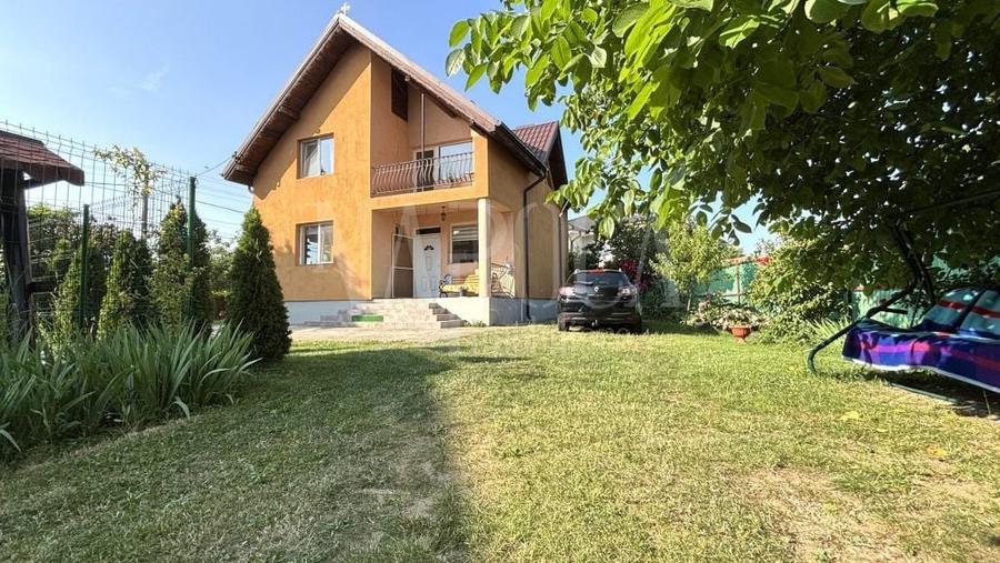 Casă individuală cu 4 camere cu Canalizare în Gilău