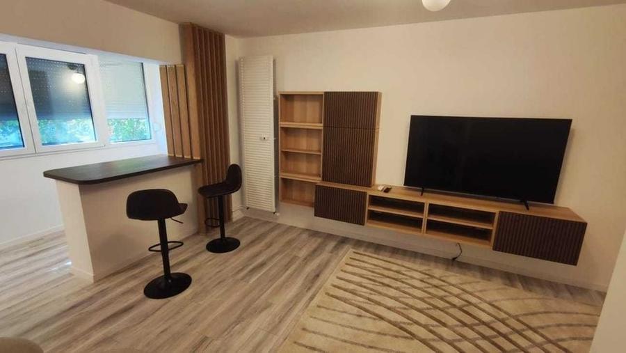 Apartament cu 2 camere decomandat, mobilat în Turda