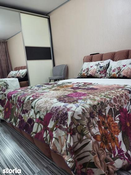Apartament cu 2 camere în Apărătorii Patriei