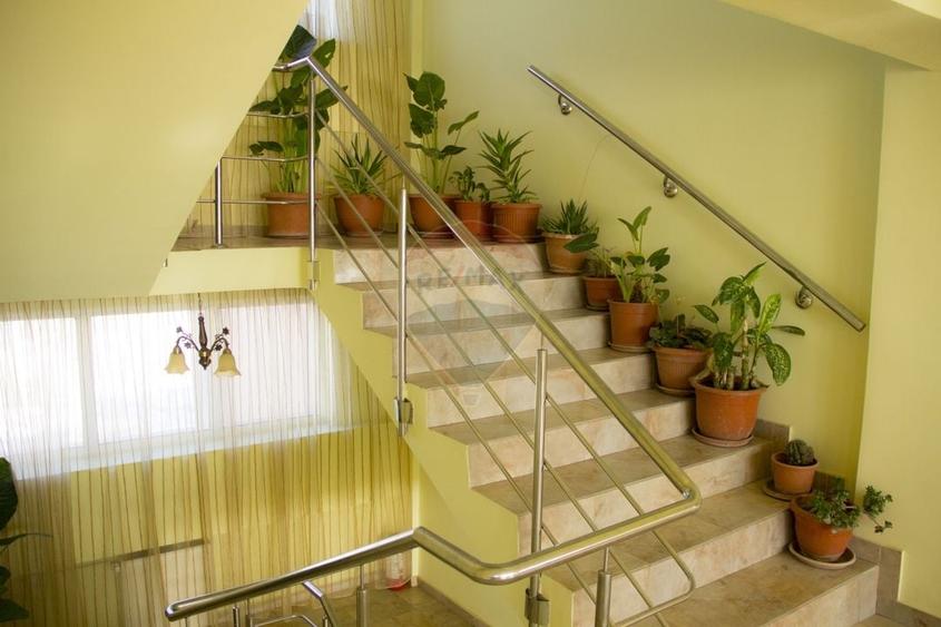 Hotel de vanzare la cateva minute de Podul Mogosoaia –Cu 40 de camere - 49