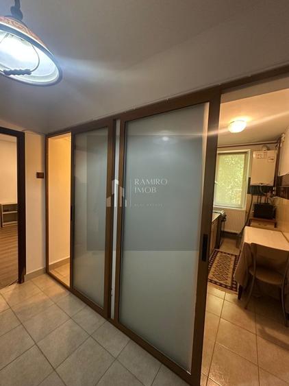 Garsonieră decomandată în Brâncoveanu
