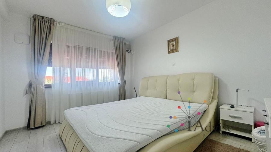 Casă individuală cu 3 camere cu Canalizare în Sânpetru