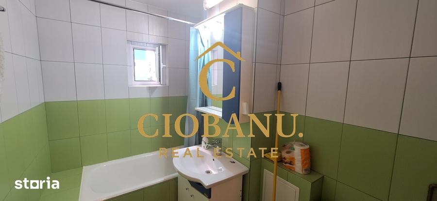 Apartament cu 2 camere decomandat în Rovine