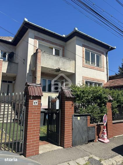 Casă cu 6 camere cu Teren 600 Mp în Gheorgheni