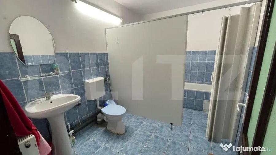 Casă cu 6 camere cu Teren 475 Mp în Olimpia-Stadion