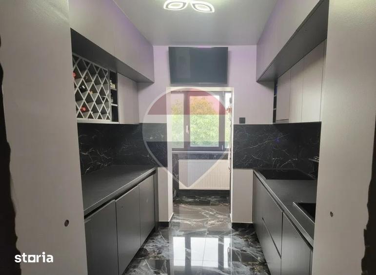 Apartament renovat I 2 camere decomandat | Nicolina 1 | Comision 0% - 5