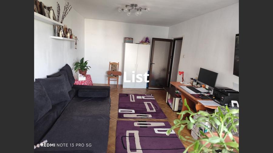 Apartament cu 4 camere decomandat, mobilat în Albert