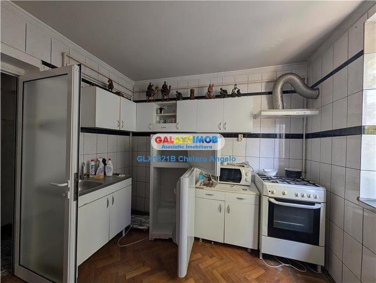Apartament cu 2 camere semidecomandat în Colentina