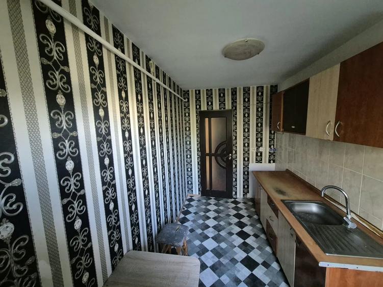 Apartament cu 2 camere decomandat în Cug