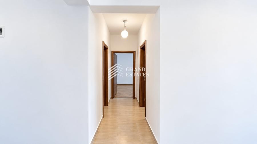 Apartament cu 2 camere decomandat în Otopeni