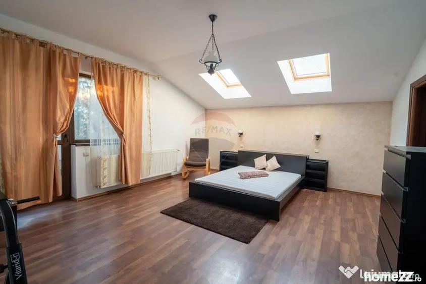 Casă cu 5 camere cu Teren 500 Mp în Brănești