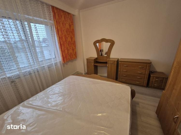 Apartament cu 3 camere în Mărășești