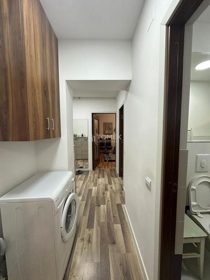 Apartament cu 3 camere decomandat, mobilat în Craiter