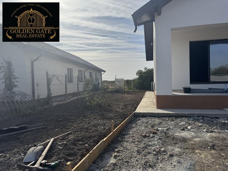 Casă individuală cu 3 camere cu Canalizare în Crevedia
