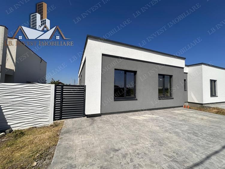 Duplex cu 3 camere cu Canalizare în Moșnița Nouă