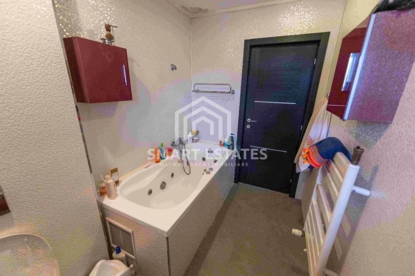 Casă individuală cu 4 camere cu Canalizare în Vatra Luminoasă