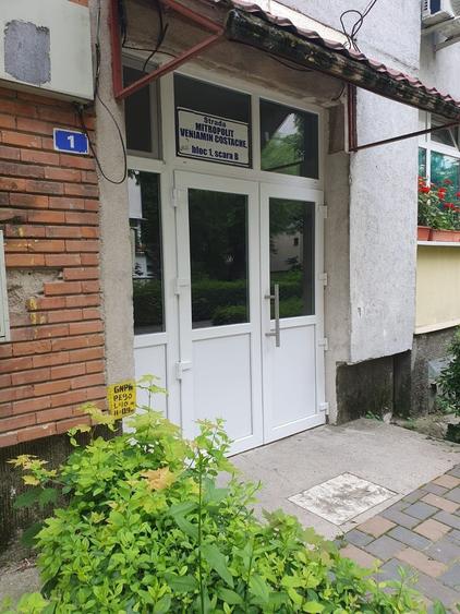 Garsoniera confort 1, decomandata, zona centrala -- Str. Energiei, Bacau - 2