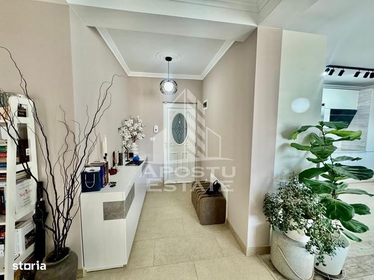Apartament cu 3 camere decomandat în Central