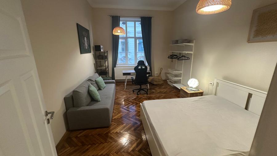 Apartament cu 2 camere decomandat în Ultracentral