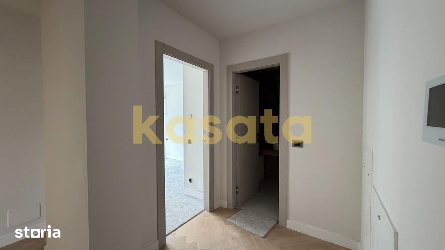 Apartament cu 4 camere în Tei