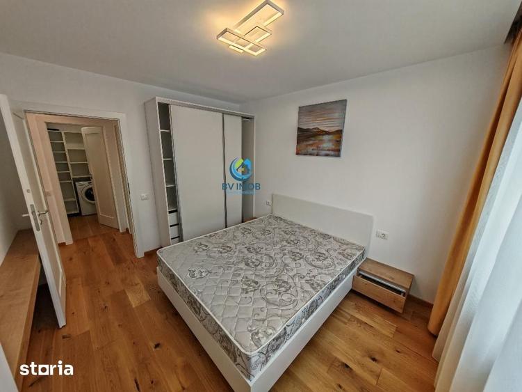 Apartament cu 3 camere decomandat în Astra