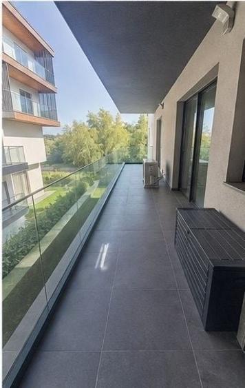 Apartament cu 3 camere, mobilat în Iancu Nicolae