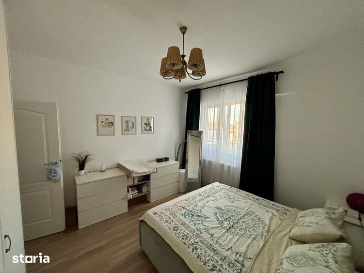Apartament cu 2 camere în Apărătorii Patriei