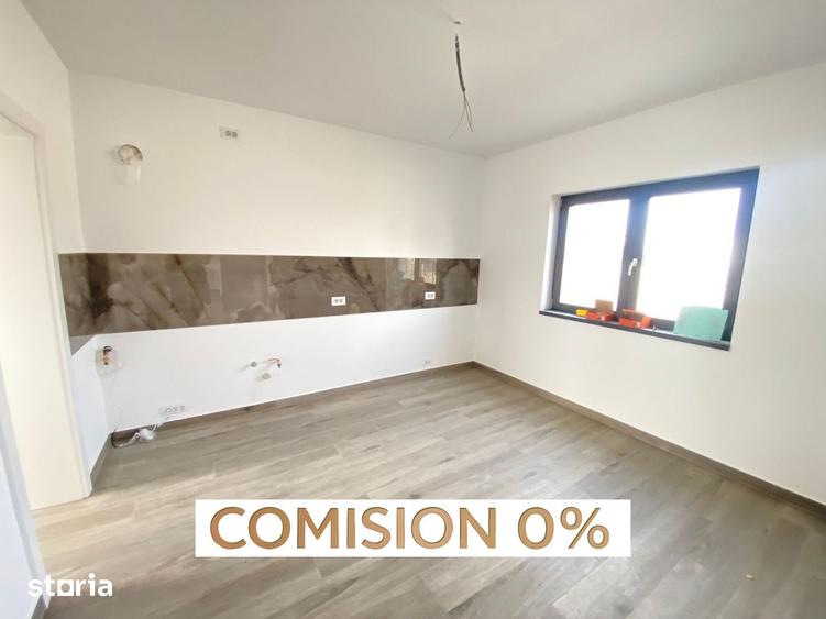 Casă cu 5 camere cu Teren 322 Mp în Săcălaz