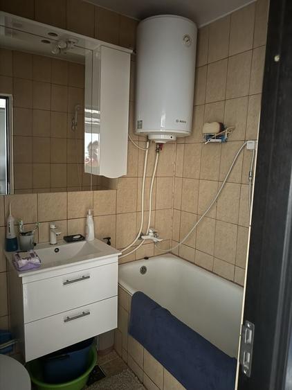 Garsonieră decomandată în Exterior Vest