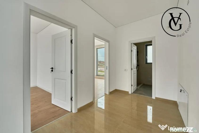 Casă cu 4 camere cu Teren 300 Mp în Central