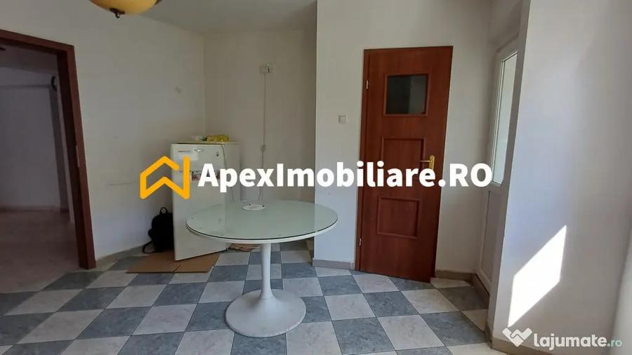 Apartament 4 camere de vanzare Unirii Parcare Privata / Gara - 9