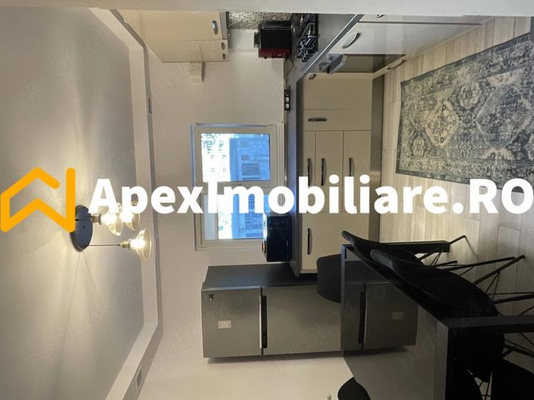 Apartament cu 3 camere decomandat în Sebastian