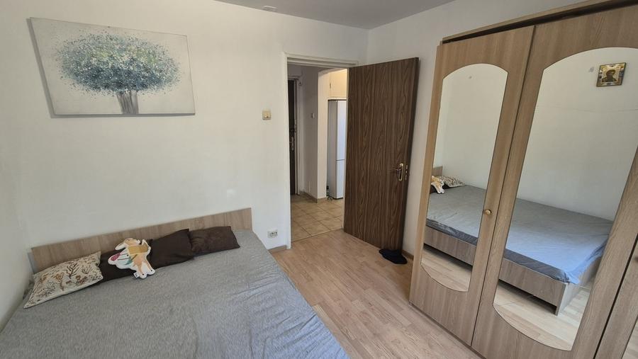 Apartament decomandat în Lacul Tei