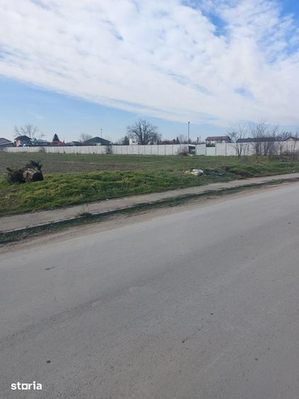 Teren de 3900 mp, în Cornetu