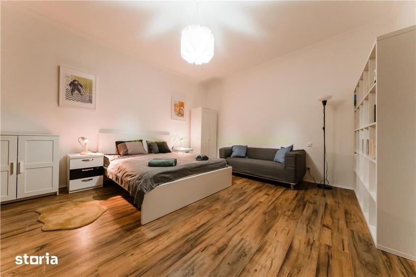 Apartament cu 3 camere, mobilat în Schei
