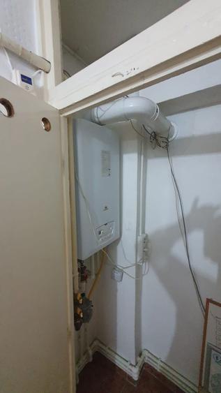 Apartament cu 2 camere decomandat în Sârbi
