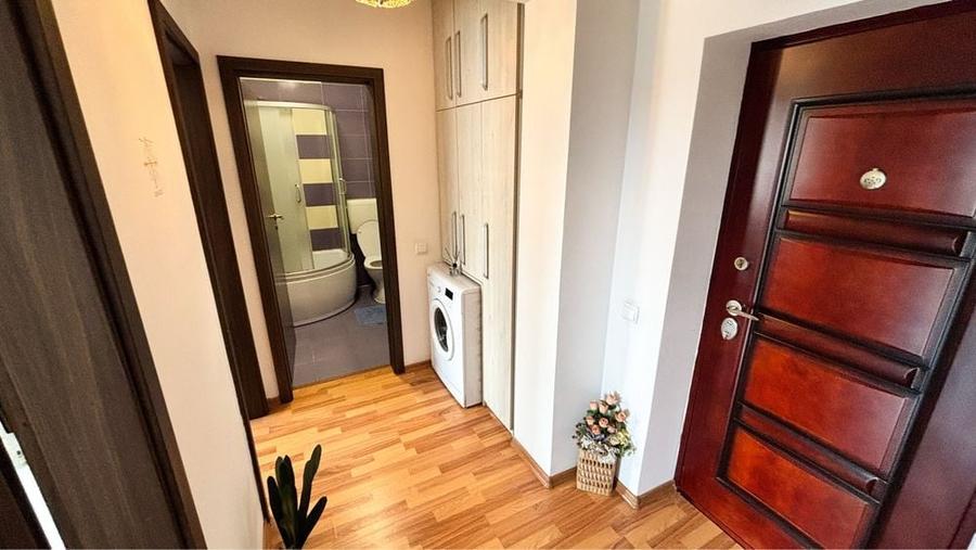 Apartament cu 2 camere decomandat în Central
