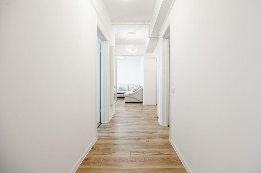 Apartament cu 6 camere, mobilat în 13 Decembrie