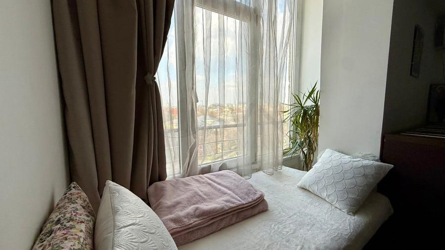 Apartament cu 2 camere decomandat, mobilat în Calea Victoriei